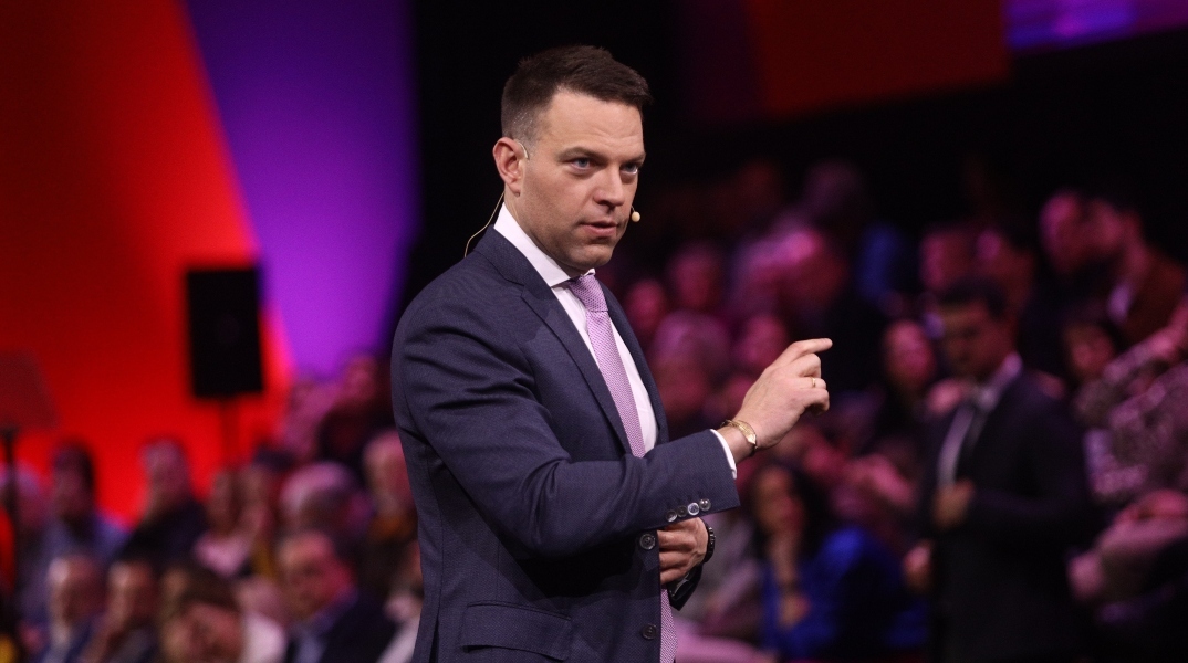 Στ. Κασσελάκης: Ο Μητσοτάκης θα φέρει σήμερα αφρικανική σκόνη στη Βουλή