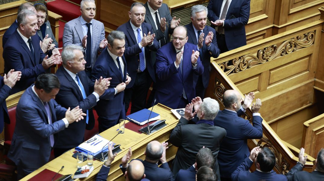 Καταψηφίστηκε η πρόταση μομφής από 159 βουλευτές