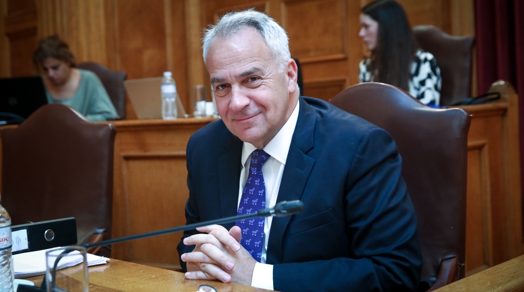 voridi-paraitiseis-upourgon