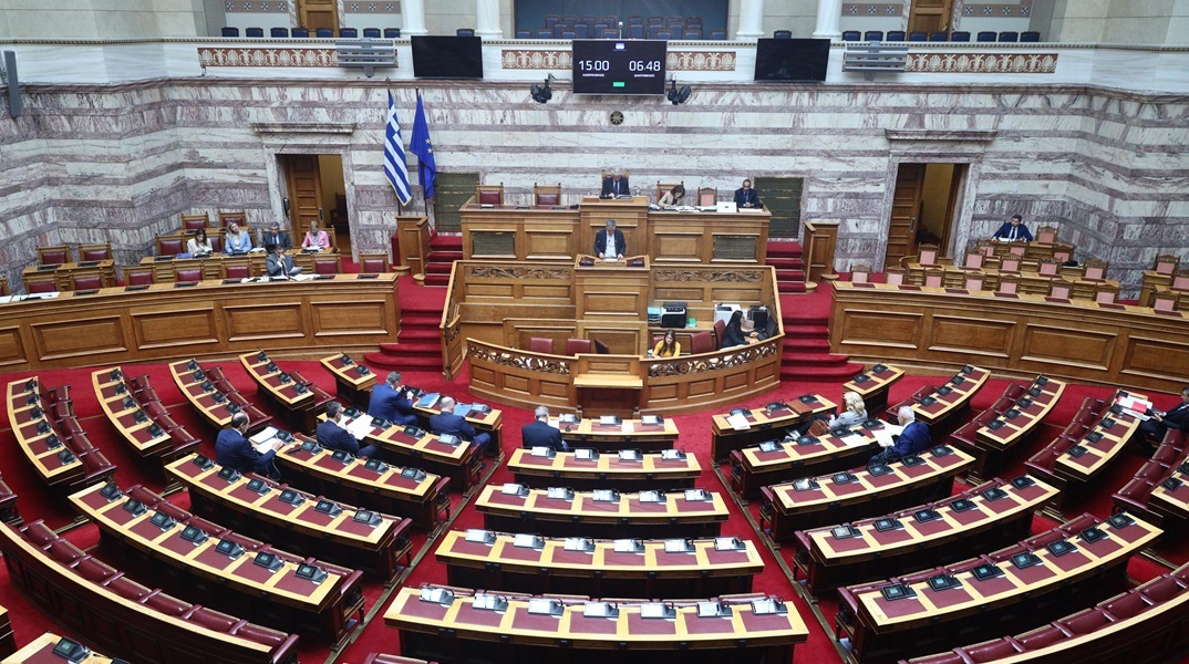 Golden Visa: Εγκρίθηκε η τροπολογία για τα νέα όρια 