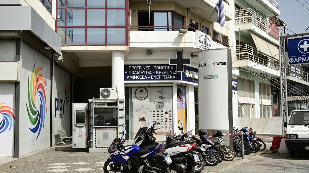 Γυναικτονία Άγιοι Ανάργυροι: Ο διάλογος της 28χρονης με την ΕΛ.ΑΣ