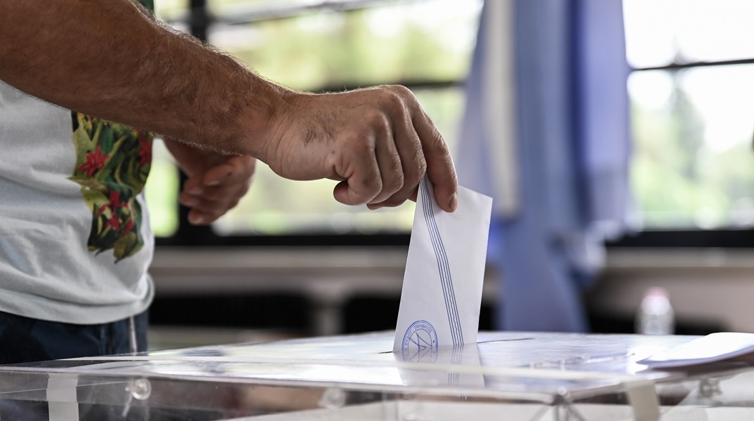 Δημοσκόπηση Pulse: Διαφορά 18 μονάδων για τη ΝΔ - Στη δεύτερη θέση ο ΣΥΡΙΖΑ