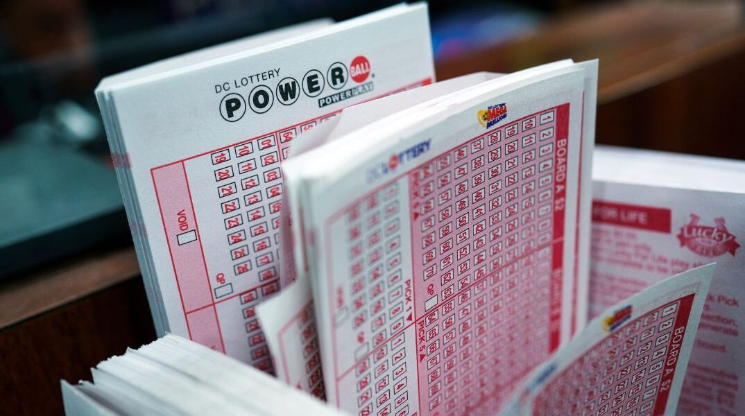 ΗΠΑ: Νικητής στο τζακποτ του Powerball κέρδισε 1,3 δισεκατ. δολάρια