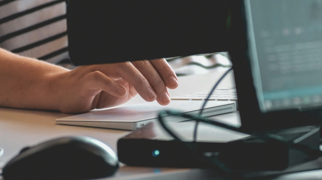 Προς κατάργηση τα πιστοποιητικά στο δημόσιο - Ποια θα δίνονται αυτόματα