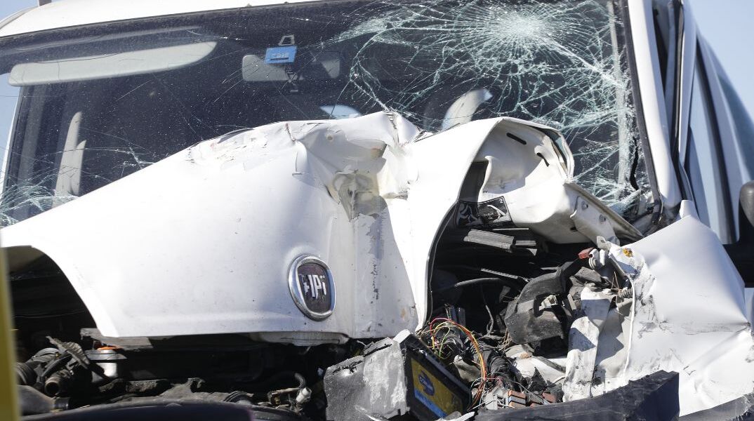 Λεωφόρος Αλίμου: Καραμπόλα επτά οχημάτων