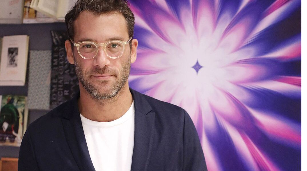 Αντίνοος Αλμπάνης: Γιατί προκάλεσε αντιδράσεις με ένα tweet