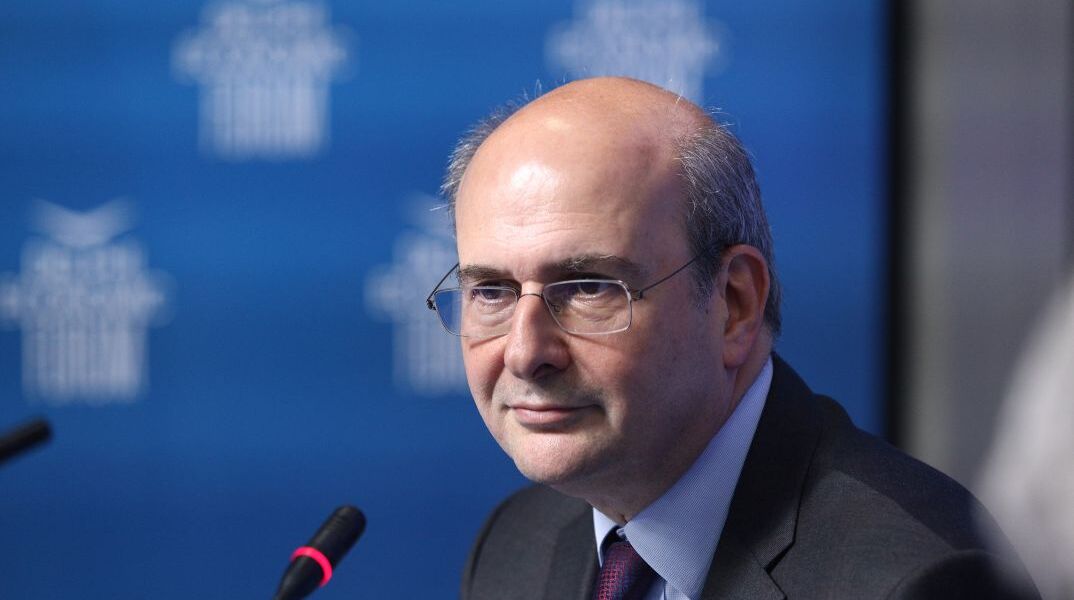 Κ. Χατζηδάκης: Ενίσχυση εισοδημάτων και μειώσεις φόρων