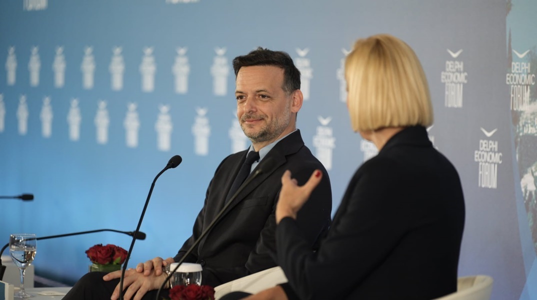 Ο Δήμαρχος Αθηναίων Χάρης Δούκας στο Οικονομικό Φόρουμ των Δελφών