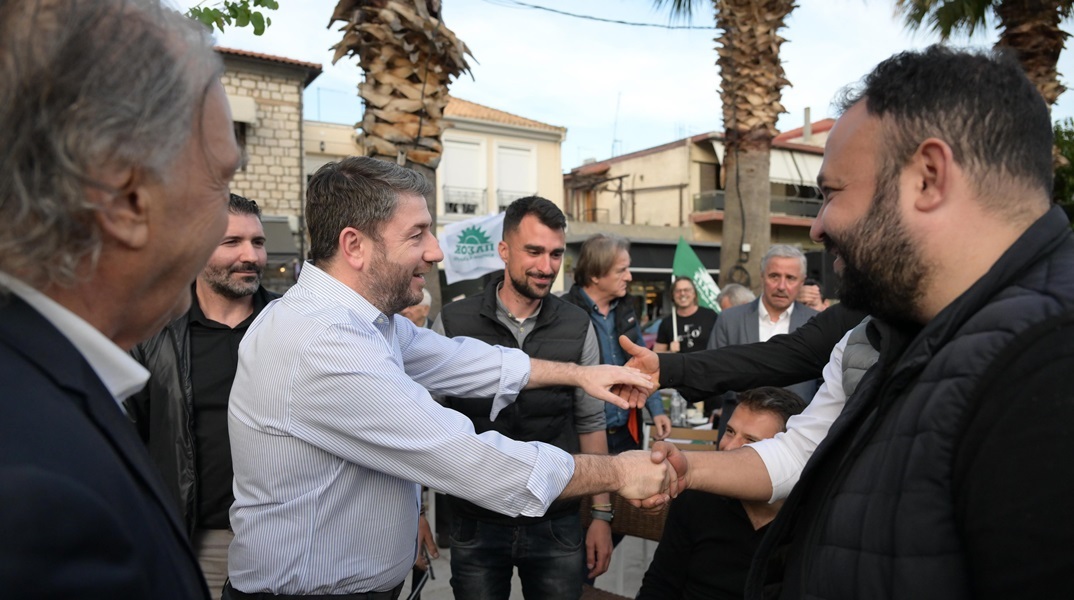 Η επίσκεψη του Νίκου Ανδρουλάκη στην Άμφισσα