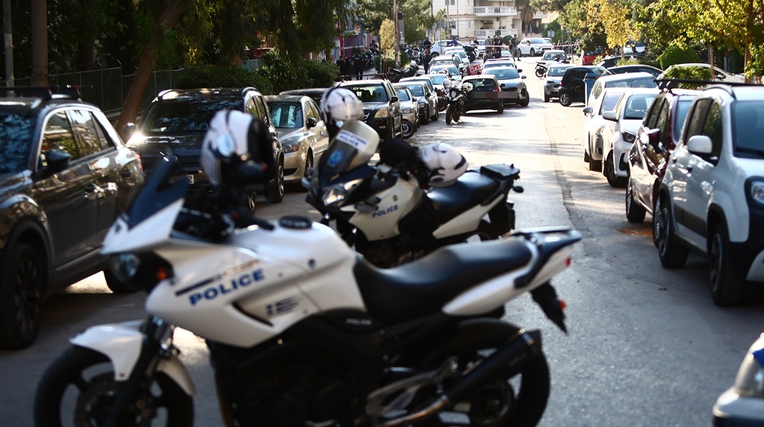 Εντοπίστηκε και συνελήφθη ο δράστης των πυροβολισμών κατά οπαδού στη Νέα Σμύρνη 