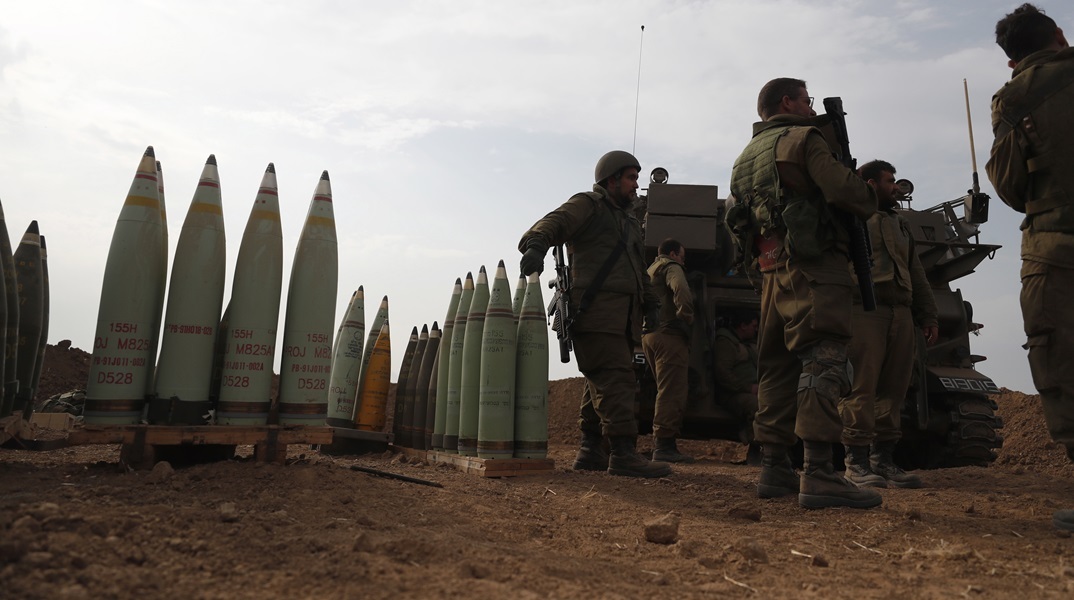 Το Ισραήλ εξέτασε σχέδια για δύο πλήγματα στο Ιράν αυτή την εβδομάδα αλλά δεν προχώρησε