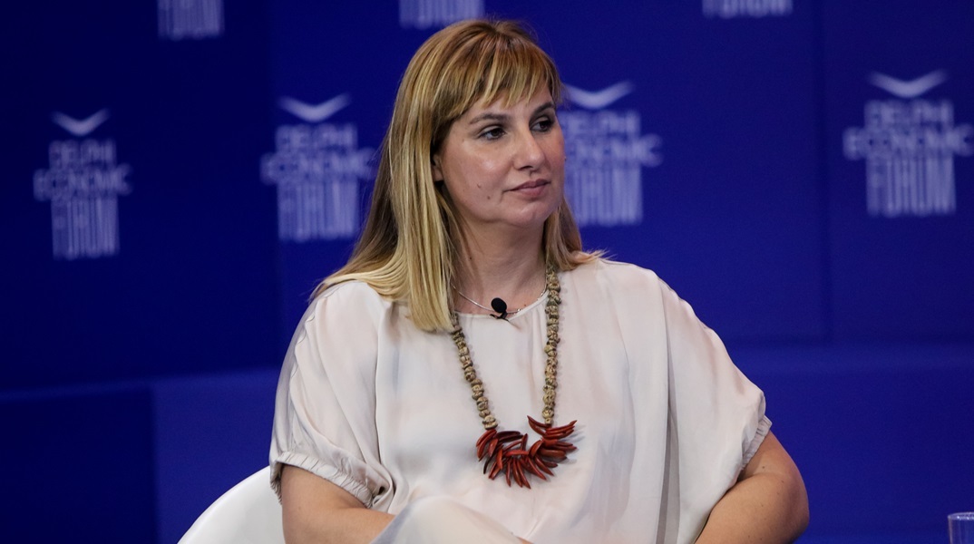 Η Ολυμπιονίκης Σοφία Μπεκατώρου στο Φόρουμ των Δελφών 