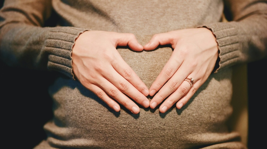 12 Ερωτήσεις - Απαντήσεις για την Ειδική Παροχή Μητρότητας 