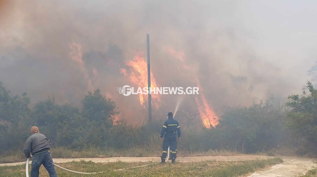Μεγάλη φωτιά στη Σούδα