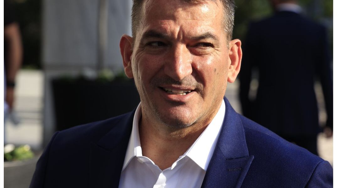 Πύρρος Δήμας: Απαντά πρώτη φορά για την αλλαγή του επιθέτου της κόρης του