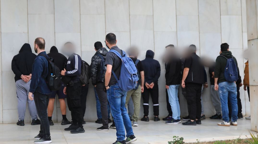 Δολοφονία Λυγγερίδη: Τέσσερις οι προφυλακιστέοι και 20 ελεύθεροι