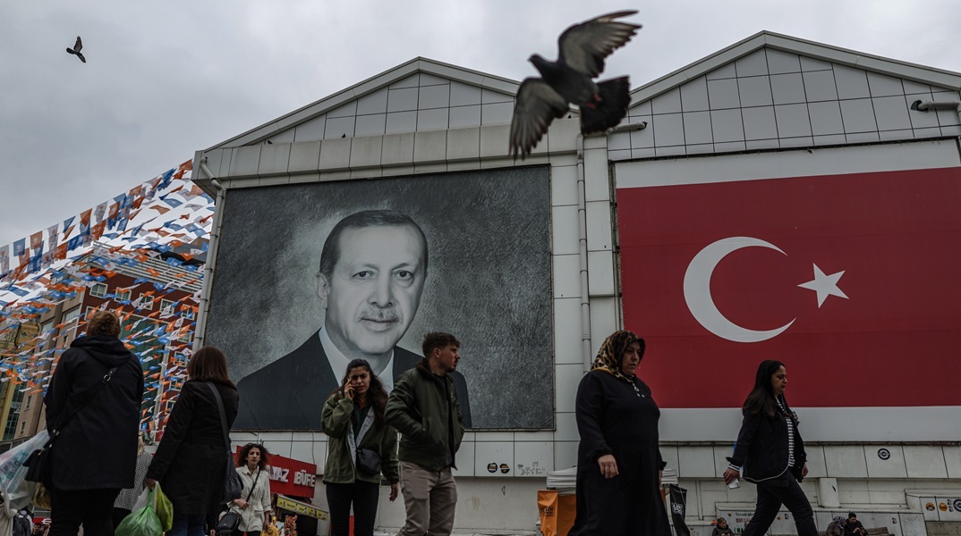 Bloomberg: Η Τουρκία διακόπτει όλες τις εμπορικές συναλλαγές με το Ισραήλ