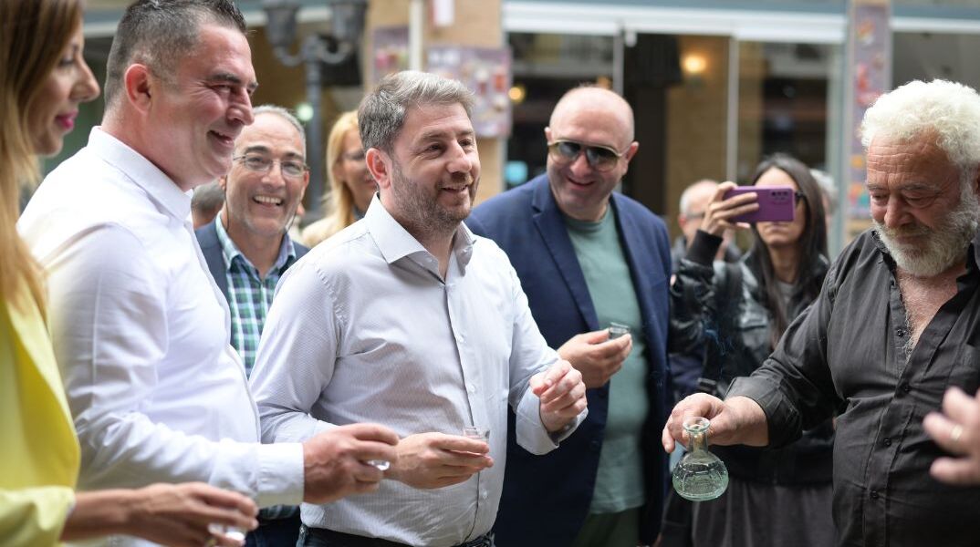 Ανδρουλάκης: Απόλυτη προτεραιότητα η αναγέννηση του ΕΣΥ