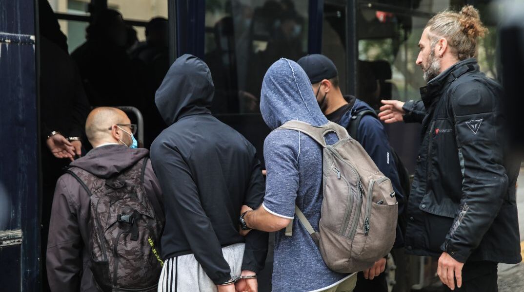 Λυγγερίδης: Ελεύθερος ο κατηγορούμενος που παραδόθηκε στην ΓΑΔΑ