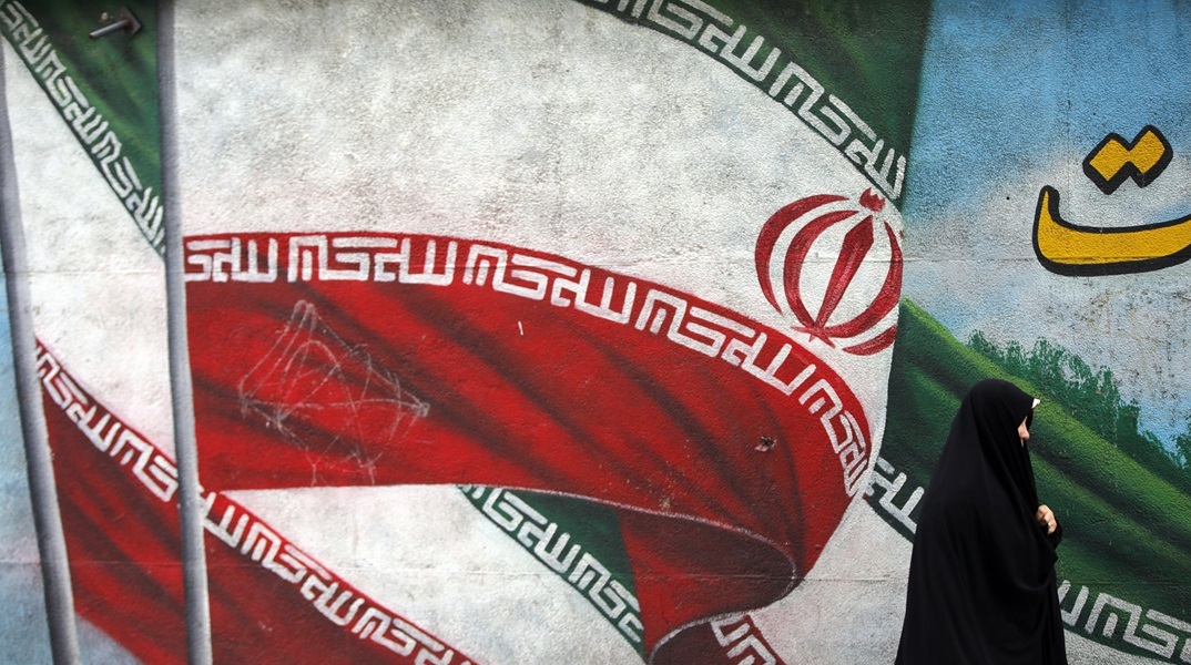 Τι προβλέπει το Σύνταγμα του Ιράν αν ένας πρόεδρος πεθάνει