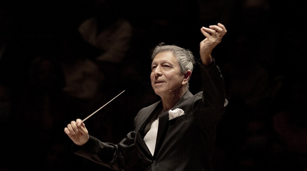 Επίτιμος Διδάκτορας του Τμήματος Μουσικών Σπουδών ο Λουκάς Καρυτινός