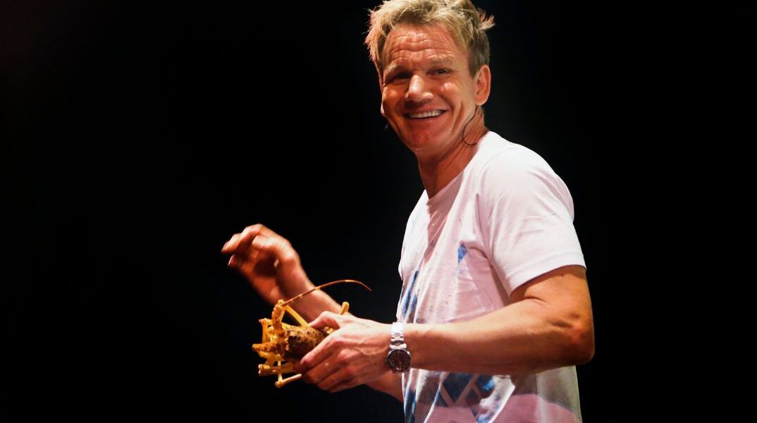 Αντιδράσεις για την πίτσα του Γκόρντον Ράμσεϊ με φασόλια και αυγά 