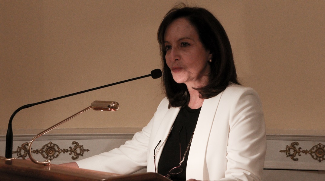 Η Άννα Διαμαντοπούλου 