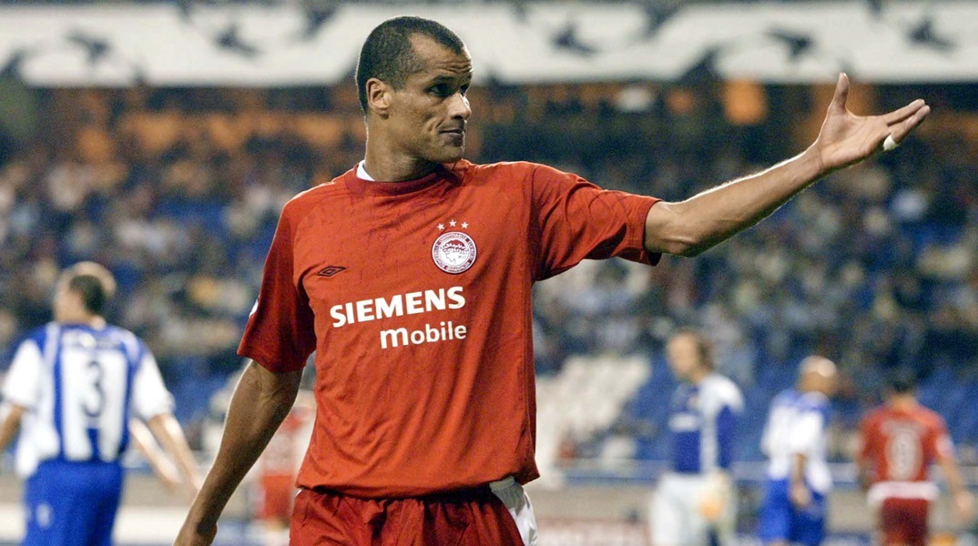 Ο Ριβάλντο με τα ερυθρόλευκα 