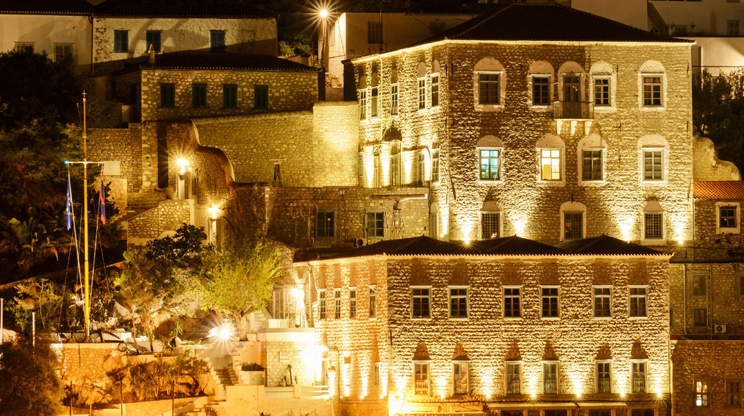 Ύδρα: Η ιστορική Ακαδημία Εμπορικού Ναυτικού