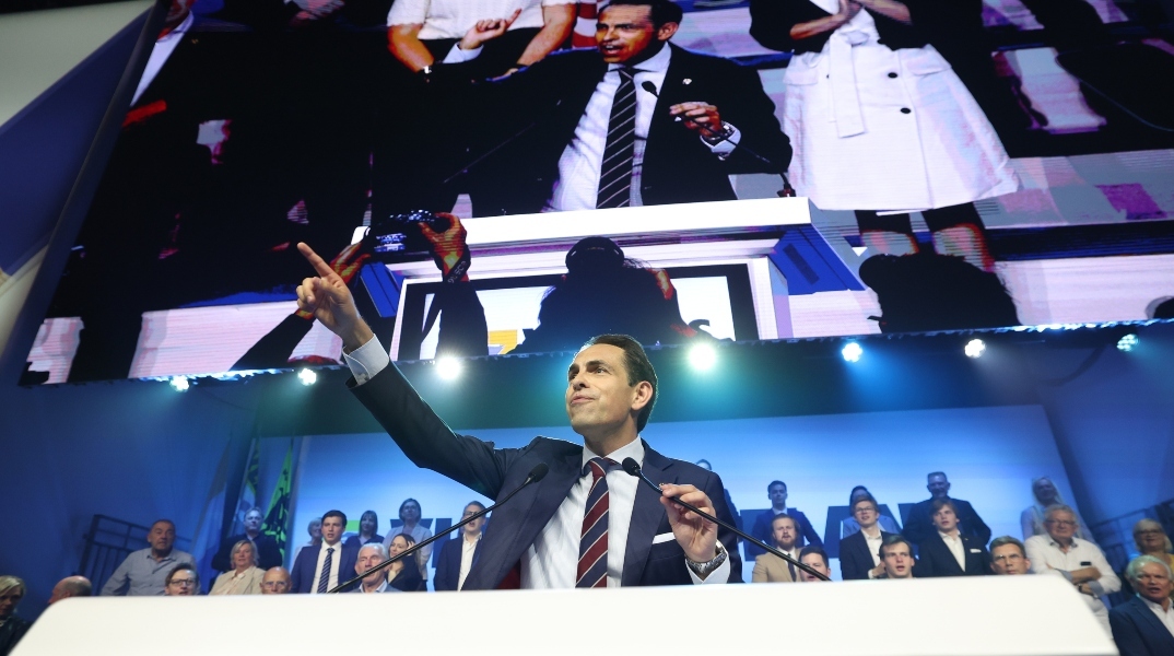 Ο αρχηγός του βελγικού ακροδεξιού πολιτικού κόμματος Vlaams Belang, Tom Van Grieken