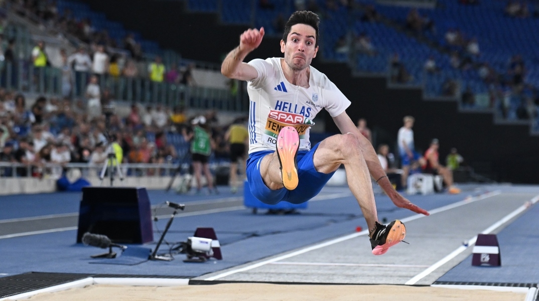 Ο Μίλτος Τεντόγλου