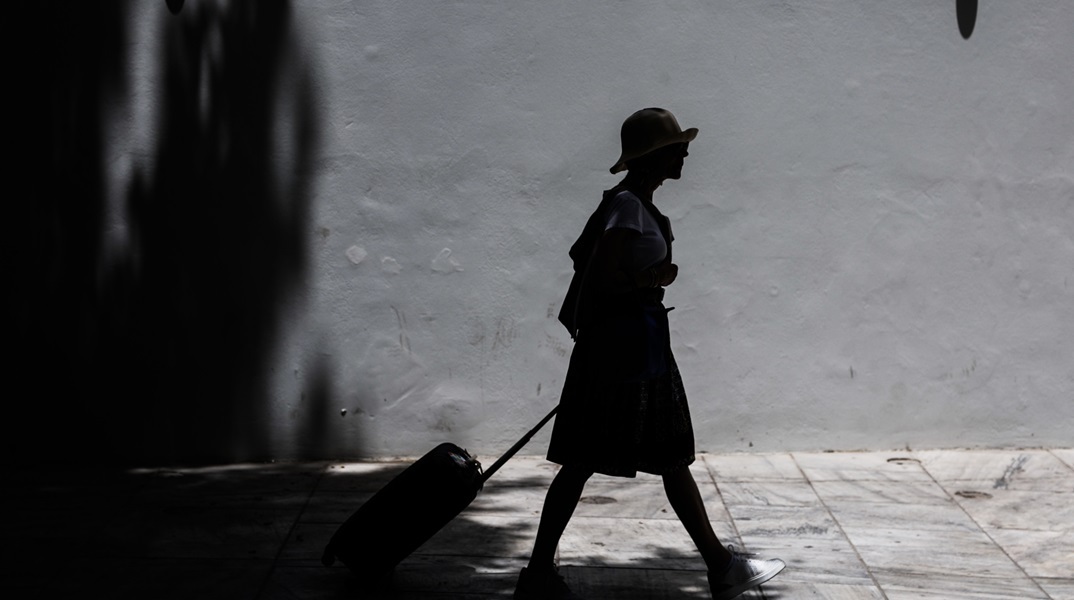 Τους 39 βαθμούς «αγγίζει» η θερμοκρασία σήμερα - Με καύσωνα ξεκινά η νέα εβδομάδα 