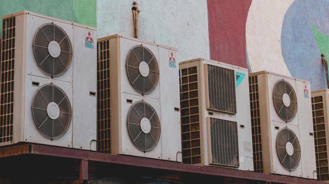 κλιματιστικά σε τοιχο