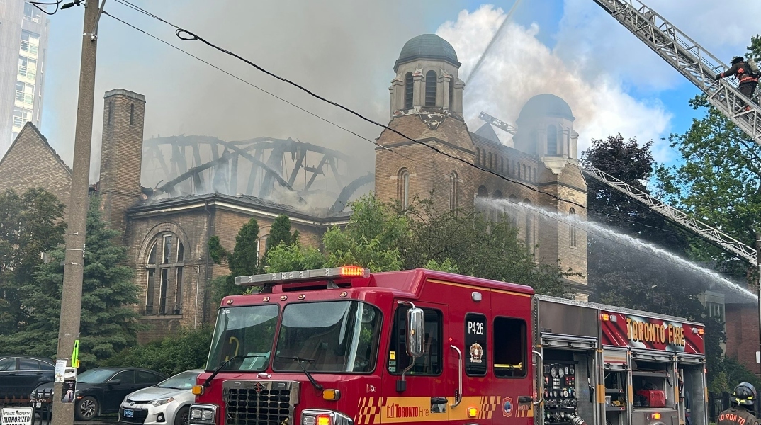 εκκλησια, πυροσβεστικη, φωτια