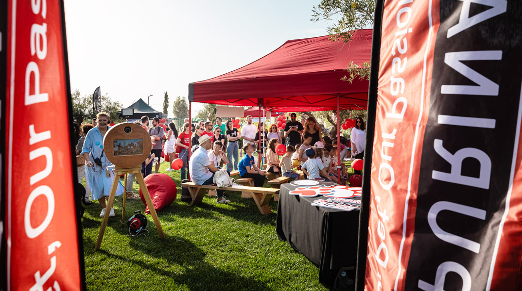 8 αδέσποτα βρήκαν σπίτι στο πλαίσιο της πρωτοβουλίας των Purina & Dogs’ Voice