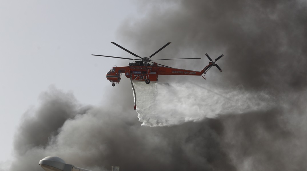 Σέρρες: Συναγερμός για την πυρκαγιά στη Νιγρίτα