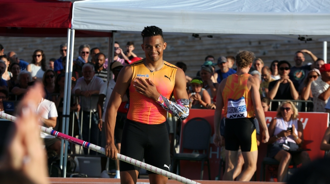 Ο Εμμανουήλ Καραλής