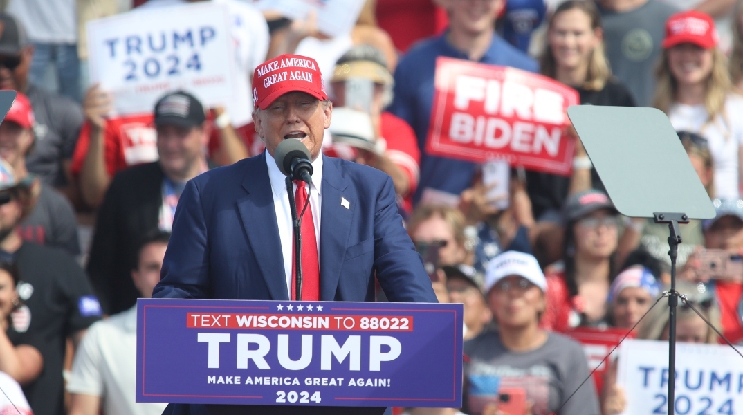 Ο Ντόναλντ Τραμπ σε προεκλογική του ομιλία