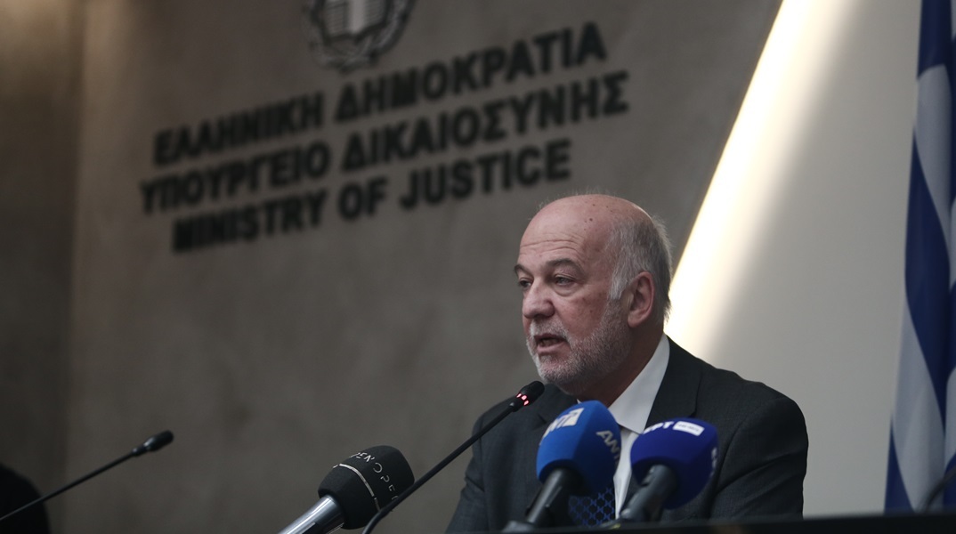 Φλωρίδης: Ο νόμος Παρασκευόπουλου ήταν το μεγαλύτερο πλήγμα στο κράτος δικαίου 