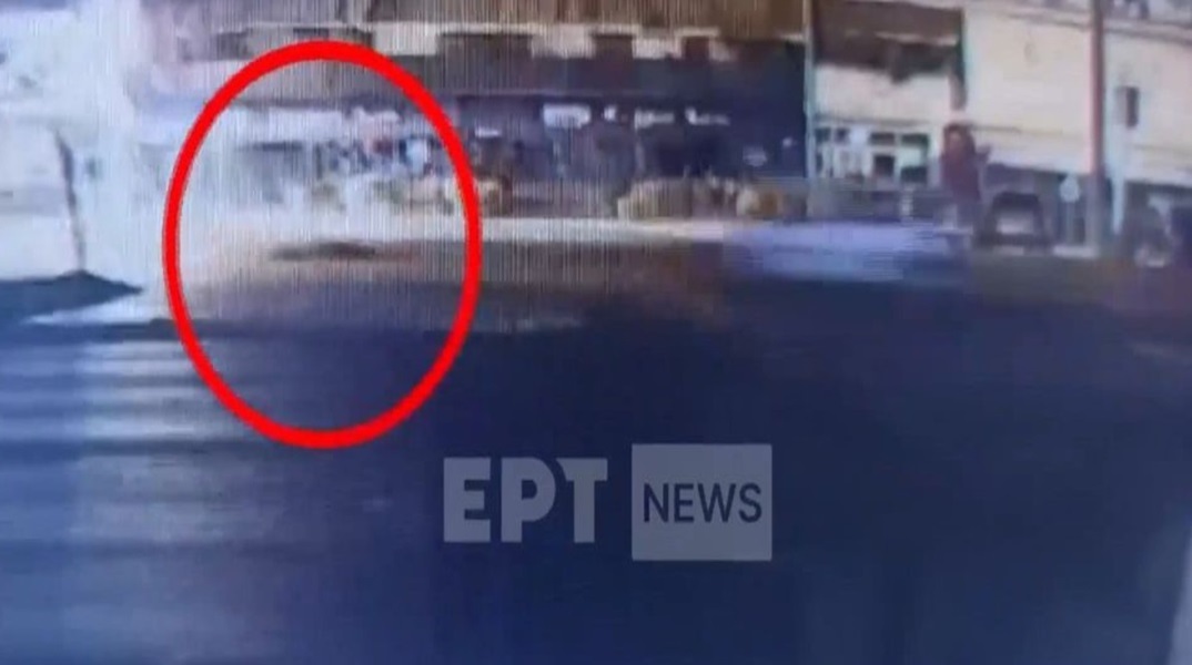 H ΕΛΑΣ αναζητά πληροφορίες για την παράσυρση ανήλικης από δύο ΙΧ την Τετάρτη στη λεωφόρο Αθηνών