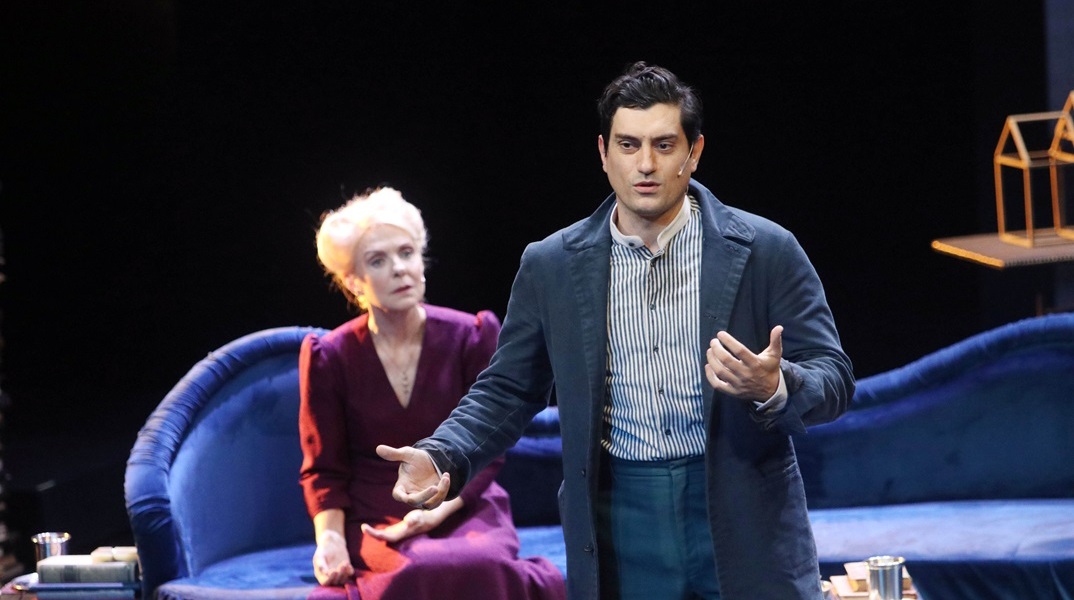 Αργύρης Πανταζάρας: Έπρεπε να κάνω 3 και 4 παραστάσεις ταυτόχρονα, για να επιβιώσω