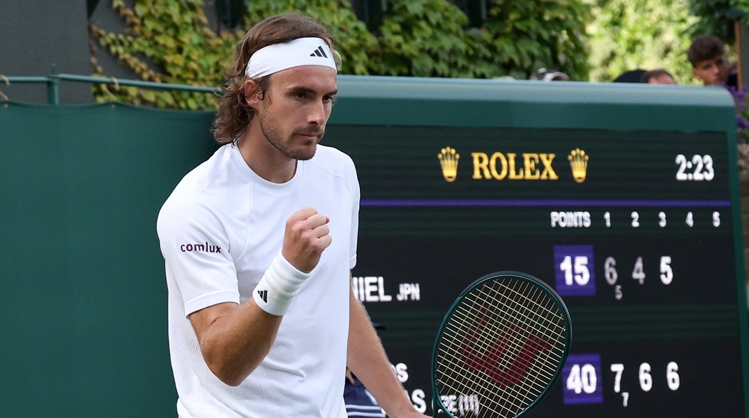 Αγχωτική αλλά νικηφόρα πρεμιέρα για τον Στέφανο Τσιτσιπά στο Γουίμπλετον