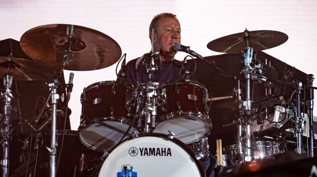 Ο ντράμερ των Blur, Ντέιβ Ρόουντρι δεν κατάφερε να εκλεγεί στο βρετανικό κοινοβούλιο