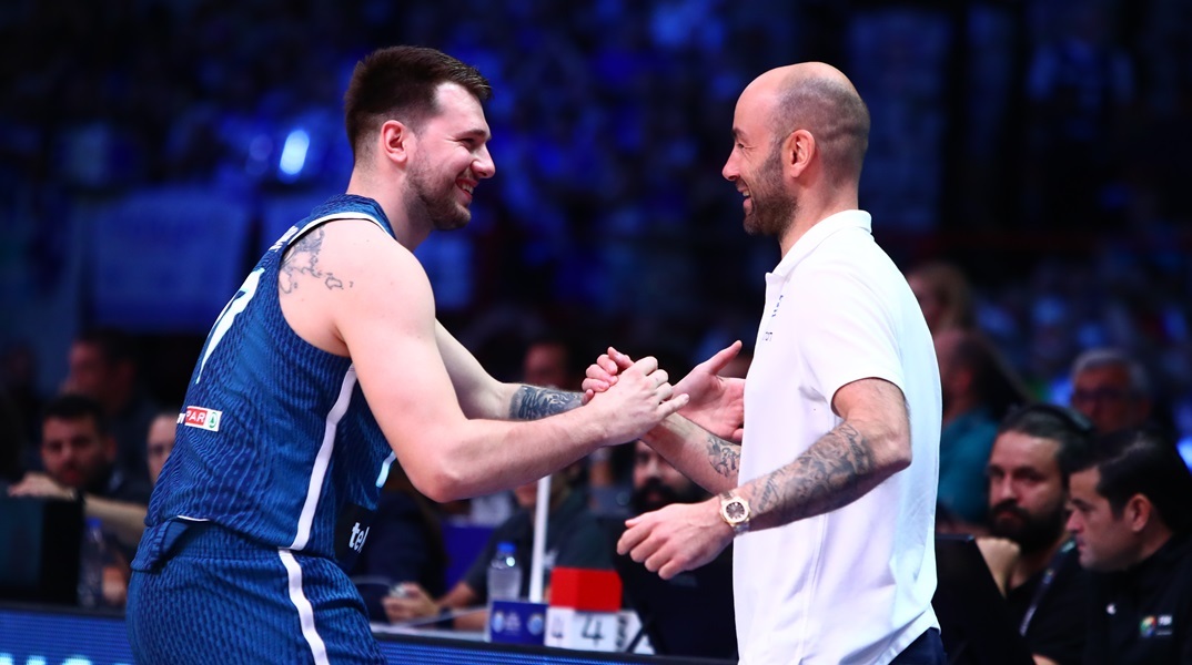 Σπανούλης: Ζήτησε από τον Ντόντσιτς τα παπούτσια του, υπογεγραμμένα για τον γιο του