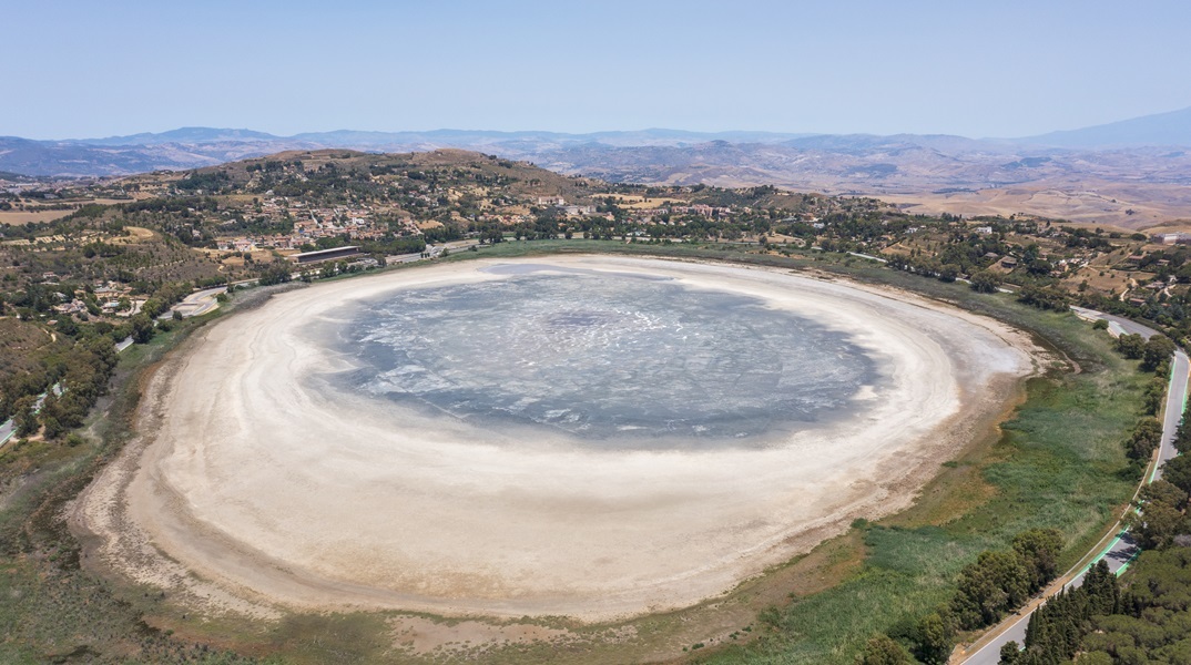 Στέρεψε λίμνη Περγούζα στη Σικελία - Φιλοξενούσε χιλιάδες είδη ζώων