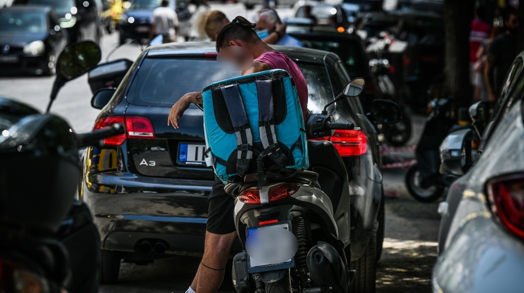 διανομέας, μηχανακι, αυτοκινητα