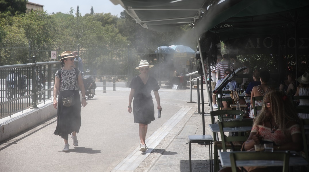 Καύσωνας non stop και τις επόμενες ημέρες - Τους 41 °C θα αγγίξει ο υδράργυρος την Παρασκευή