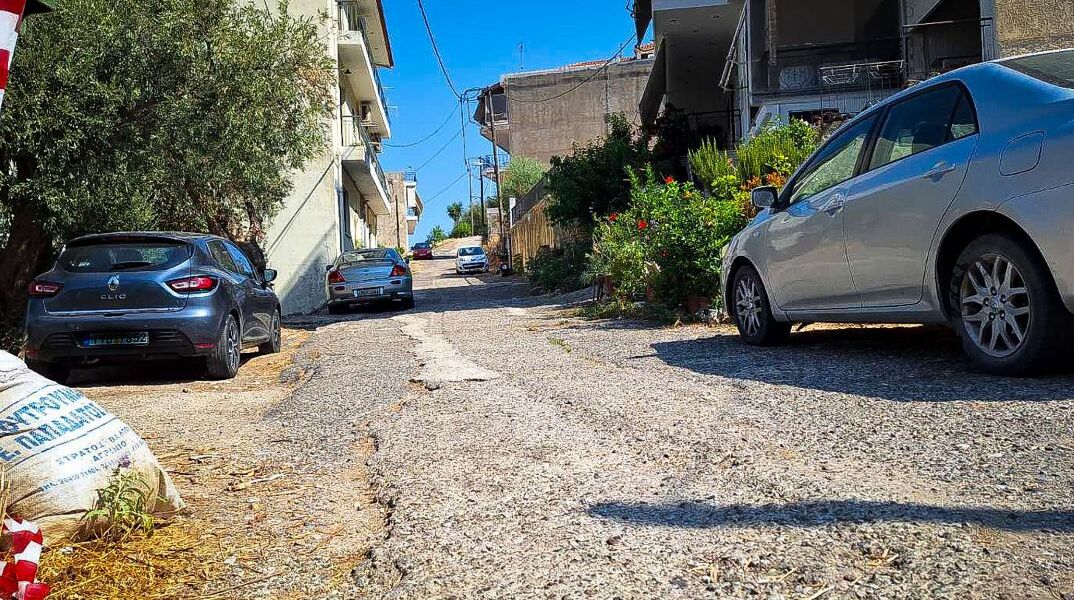 Αμφιλοχία: «Βασίλη πάρε το 100, με σκοτώνει ο πατέρας»