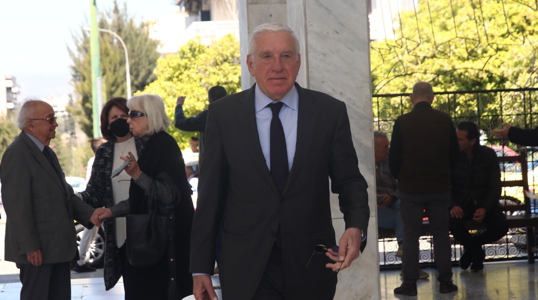 Ο Γιάννος Παπαντωνίου