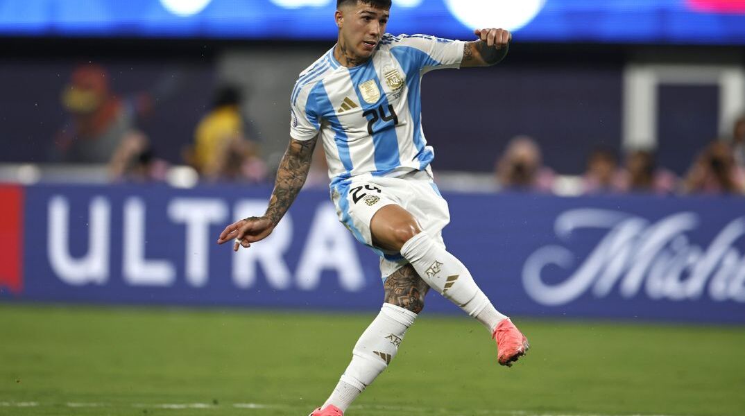 Έντσο Φερνάντες: Πειθαρχική έρευνα για ρατσιστικό τραγούδι από Τσέλσι και FIFA